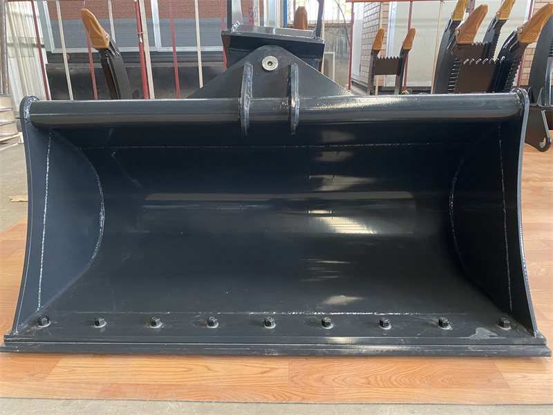 山東挖掘機(jī)傾斜斗